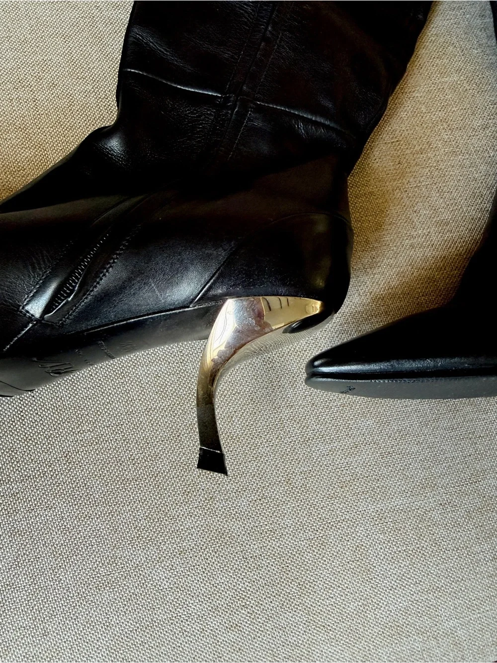 RV Roger Vivier Women’s Black Leather Knee High Stiletto Zip Boots EU 38.5